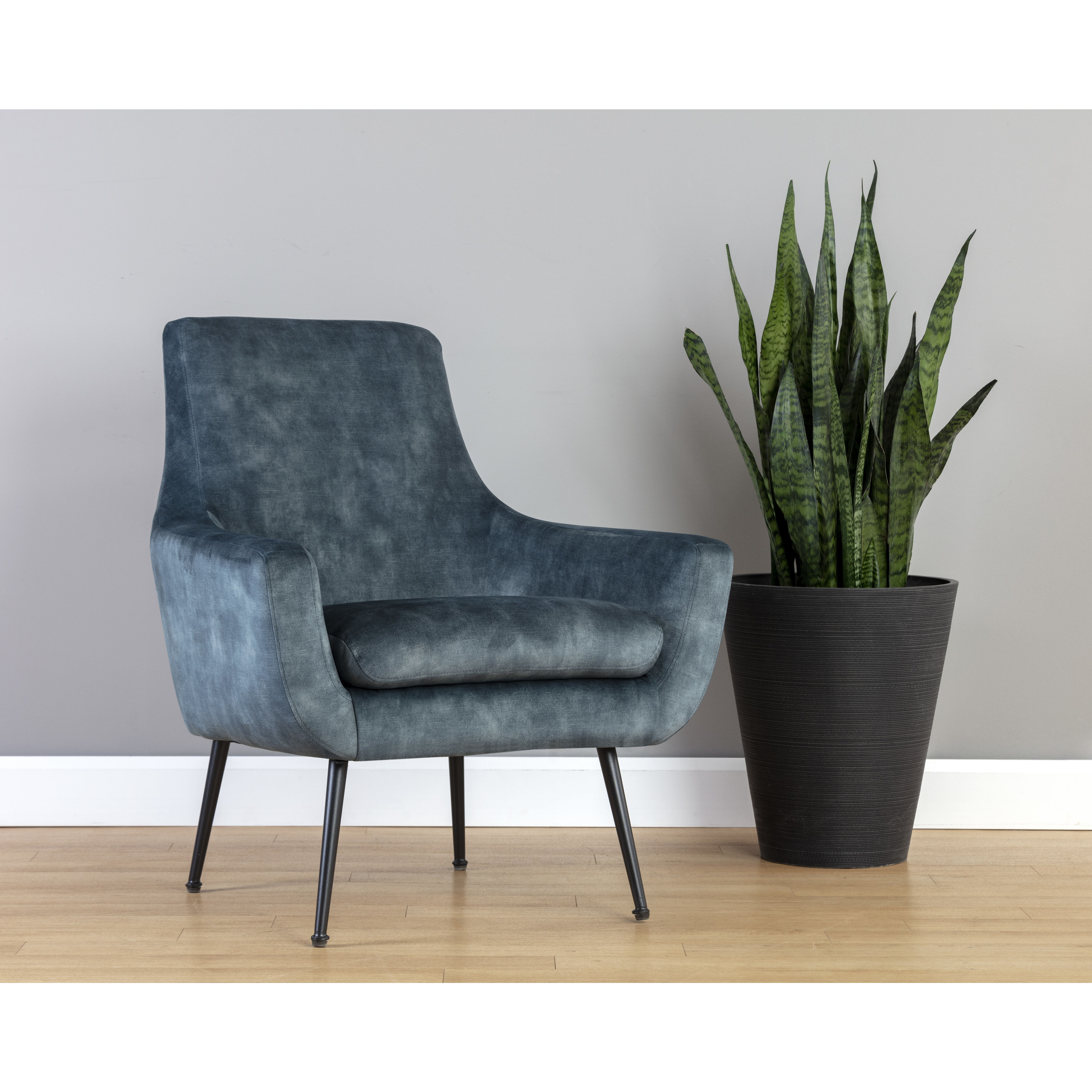 Aletta Nono Petrol Lounge Chair